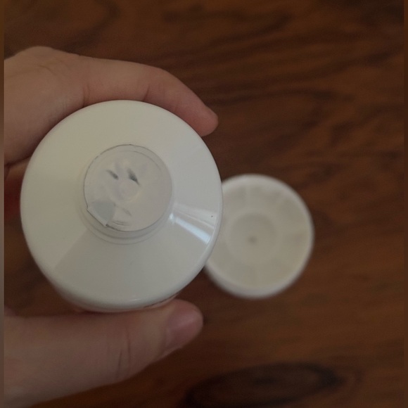 NEW Large thinkbaby Mineral Sunscreen Lotion SPF 50 - 6 fl oz - Picture 12 of 13